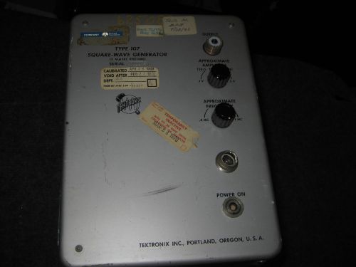 Tektronix Type 107 Connected117V  Square-Wave Generator SER: 002285 Apr 28 1969