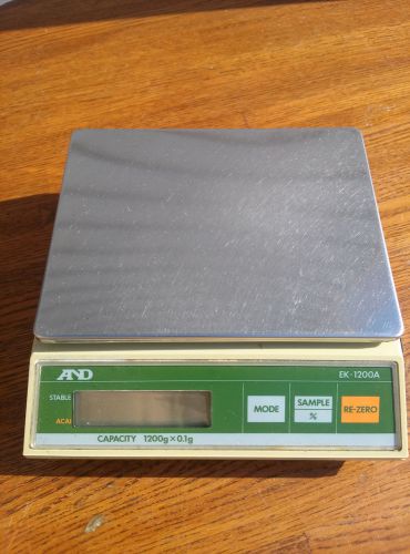 A&amp;D Digital Jewelry Scale 1200G