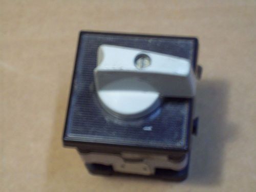 ENTRETEC VY20/S/012/ST 20A 600VAC 3 PHASE MAIN POWER ROTARY DISCONNECT SW  P168