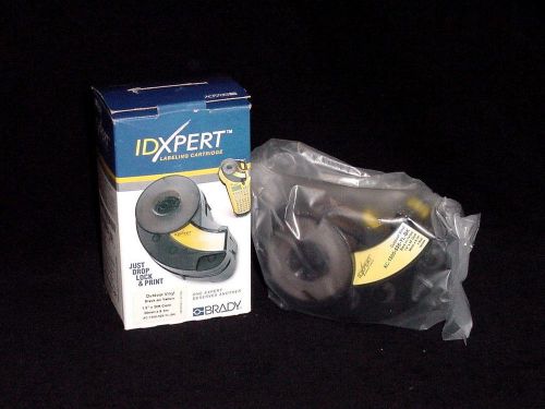 Brady IDXPERT Labeling Cartridge XC-1500-595-YL-BK, Outdoor Vinyl Yellow Black