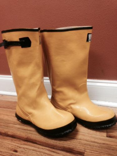 Rain rubber slush boots - 17&#034; - yellow - river city - size 12 for sale
