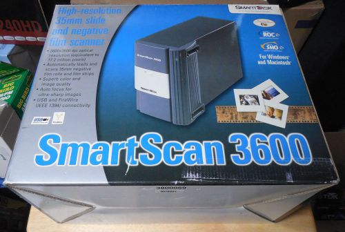 NEW OLD STOCK SMARTDISK SMARTSCAN 3600 HIGH-RESOLUTION FILM SCANNER IN BOX