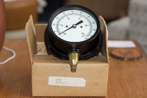 Marshalltown pressure gauge 4 1/2&#034; (0-15 psi), new in box, model G10372