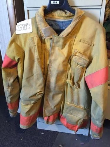 Fire Gear Firefighter Turnout Coat Size 46 VAFD on back fire fighter man men