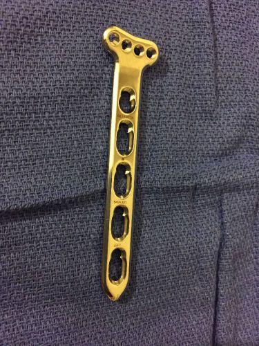 Synthes 02.110.105 5 Hole LCP Dia-Meta Volar Distal Radius Fracture Plate Left