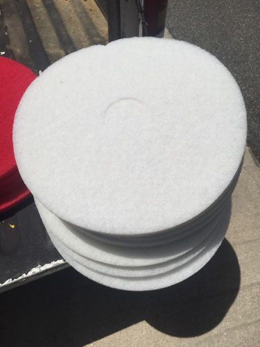 17&#034; White Floor Scrubbing / Polishing / Buffing Pad