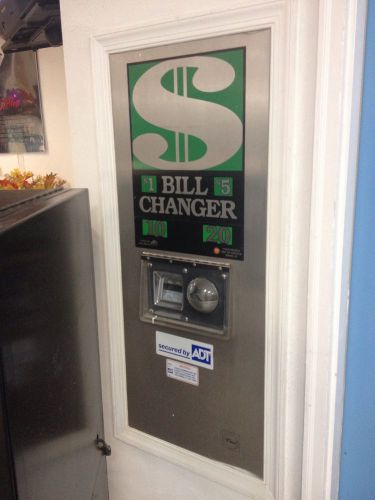 ROWE BC1400 CHANGE MACHINE  Rear Load, Wall-Mounted