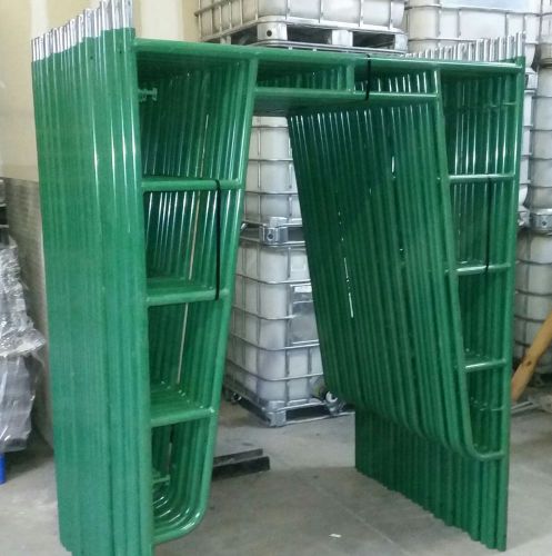 5 sets of NEW-5&#039; X 6&#039;7&#034; green scaffold sets-$750