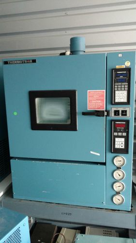 Thermotron  s-1.2c environmental test chamber for sale