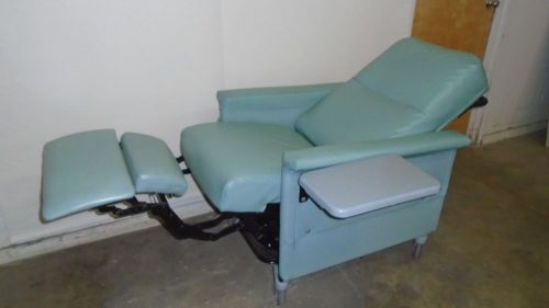 Champion 54 Series Patient Recliner / Transporter Medical Chair w/ 2 Side Tables