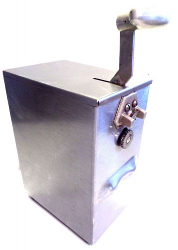 Edlund 266 Single-Speed Tabletop Electric Can Opener - 115V