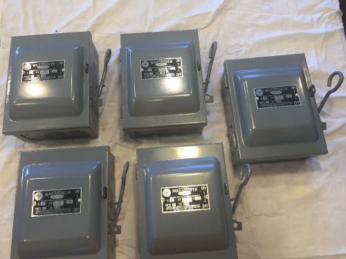 Lot of 5 New SAFETY SWITCH Vintage Wadsworth 125 volt 30 Amp New In Box 1 Plug