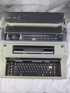 SWINTEC 7040 ELECTRIC/ELECTRONIC TYPEWRITER/WORD PROCESSOR AKA NAKAJIMA AE-740