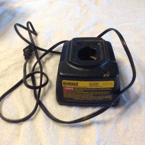 Dewalt Battery Charger 7.2V-14.4V 1 Hour Charger DW9107 Tested EUC