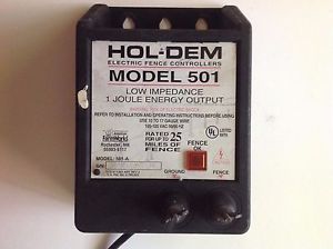 USED HOL-DEM MODEL 501-A  25 MILE ELECTRIC FENCE CONTROLLER AC POWER 6969463