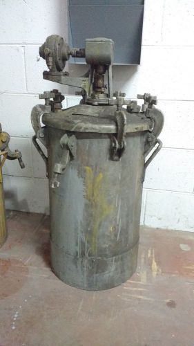 Pressure tank - painting/ spraying binks for sale