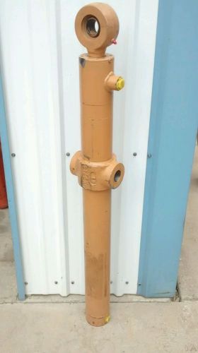 Case (cnh) dozer hyd. lift cylinder (nos) p/n # g109819  (1150e,g,h &amp; 1155e) for sale