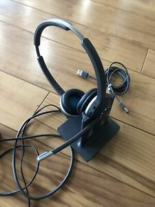 Genuine Cisco 562 - Binaural Wireless Headset and Base / CP-HS-WL-562 S-US - VGC