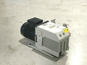 Leybold D16B Trivac Oil Sealed Vacuum Pump 16 m/h Pumping Speed 200-480V Motor