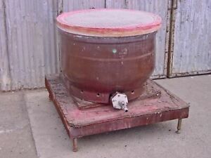 Friedrichsfeld 126-692-7 Tank Diameter: 39.50&#034; x 39.50&#034; x 26.00&#034; Weight 731