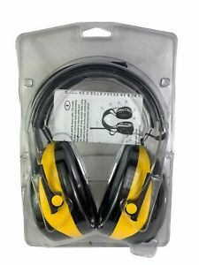 AO Safety Peltor Worktunes AM FM Radio Adjustable Headphones Battery Powered