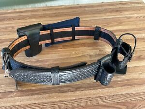 SafariLand Duty Belt lightly used….pretty much new