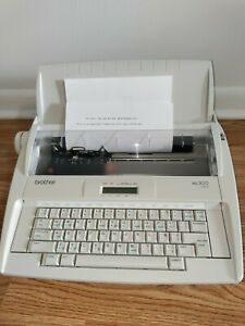Brother ML-300 Display Daisywheel Electronic Typewriter Model ML300