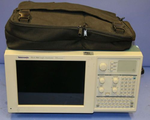 (1) Used Tektronix TLA704 Portable Logic Analyzer 200 MHz Up to 2GHz Timing