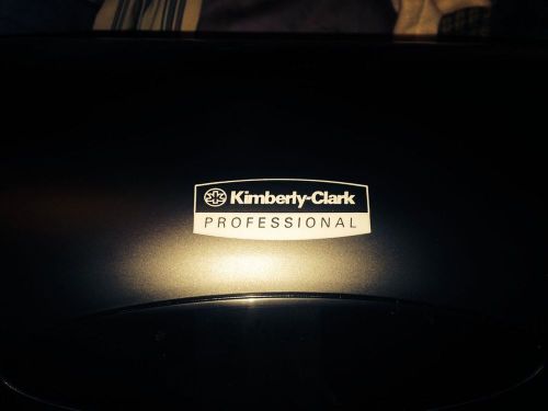 LOT OF 2-Kimberly-Clark Professional Paper Towel Dispenser {ULINE 9046-40} NEW