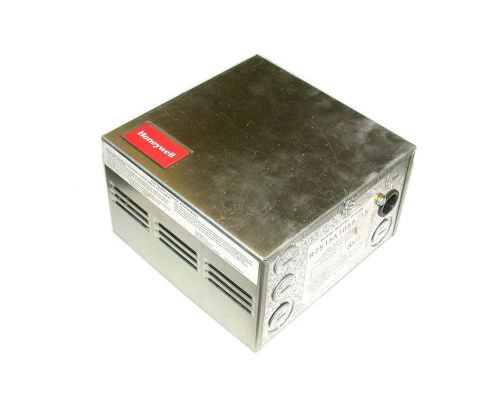 HONEYWELL DELTANET MICROCEL CONTROLLER  24VAC MODEL R7515A1059