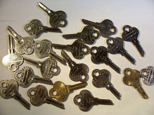 21  OLD  VINTAGE  EAGLE  1014J      KEY BLANK   UNCUT