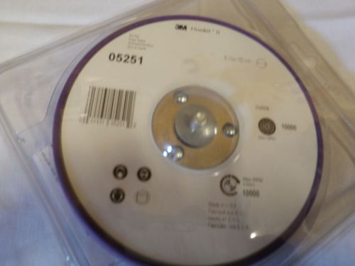 NEW!! 3M 05251 PAINTERS DISC PAD 6IN