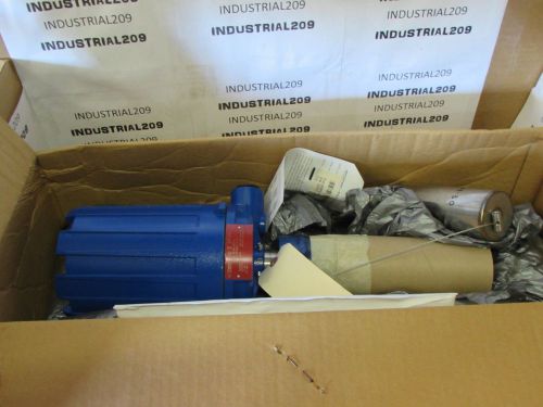 MAGNATROL TOP MOUNT DISPLACER LEVEL SWITCH B15-2E2B-DLB NEW IN BOX