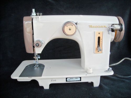 Industrial strength riccard sewing machine heavy duty  metal construction for sale