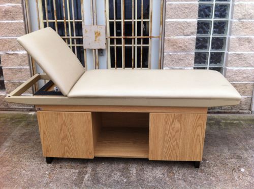 Hausmann Industries Liftback Treatment Table w/ Storage Compartments