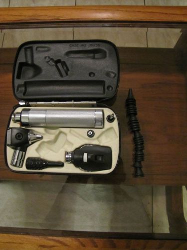 Welch Allyn Diagnostic Set  (Excellent)