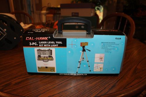 Cal Hawk 3pc Laser Level Tool kit with light