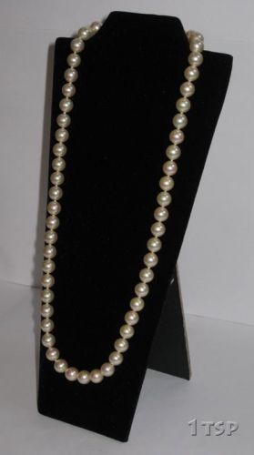 Small Narrow Black Velvet Necklace Display Easel