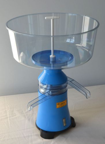 Cream centrifugel separator electric 80l/h brand new #19 plastic/plastic for sale