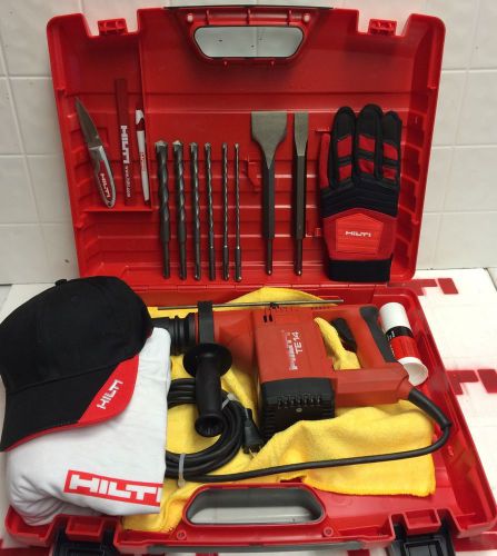 HILTI TE 14 HAMMER DRILL, PREOWNED, ORIGINAL,STRONG, W/FREE EXTRAS,FAST SHIPPING