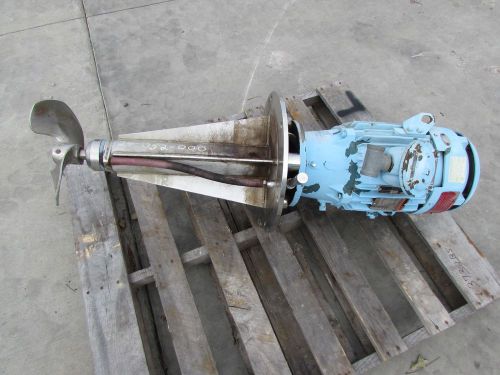 SS MIXER w/ RELIANCE 575V 5 H.P. MOTOR USED