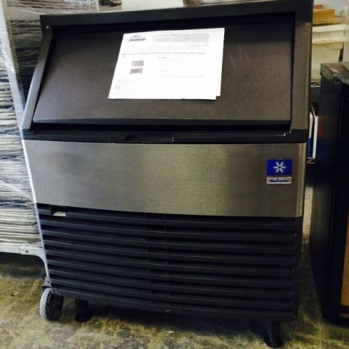 Manitowoc QD-0272A Self Contained Air Cooled Ice Machine, 30&#034;w $2200