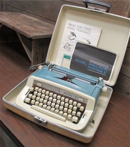Blue Royal Sabre Precision Portable Typewriter Case Manual Magic Column Vintage