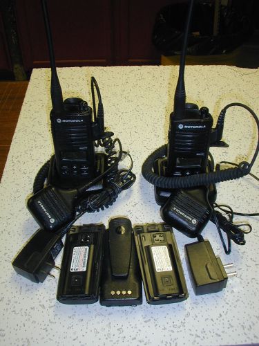 2 ea Motorola R4160d two-way Radios Chargers Hand Mic&#039;s
