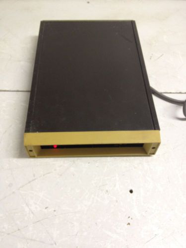 RACAL-MILGO MODEL 124 RMLA MODEM