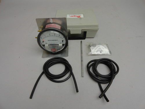 Dwyer 2005C magnehelic 0-5.0&#034; w.c. differential pressure gauge portable kit