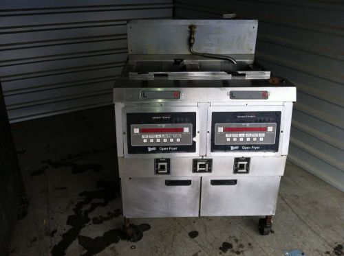 Fryer Henny Penny OFG-322 (LOCAL PICK-UP ONLY)