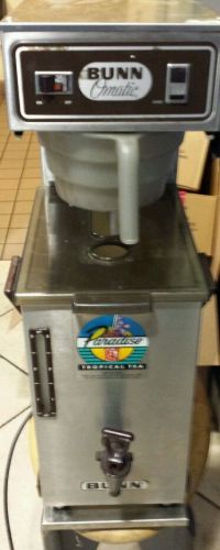 Bunn-O-Matic Commercial 3 gallon Iced Tea brewer with dispenser