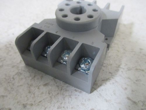 LOT OF 8 TYCO 27E122 SOCKET RELAY *NEW OUT OF A BOX*