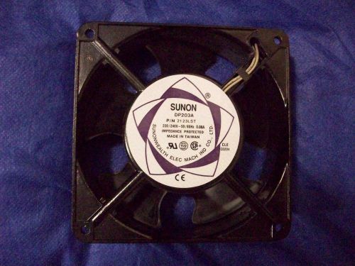 SUNON DP203A 220/240V 4.69&#034; SQUARE INDUSTRIAL COOLING FAN
